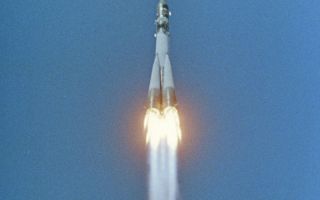 Первый полет человека (Юрия Гагарина) в космос